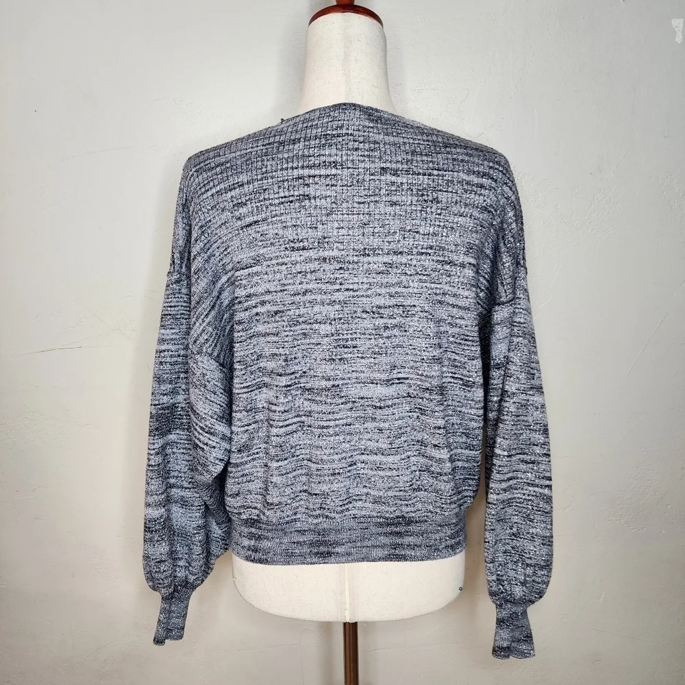 Free People Metallic‎ Silver Balloon Sleeve V Neck Sweater Size Small